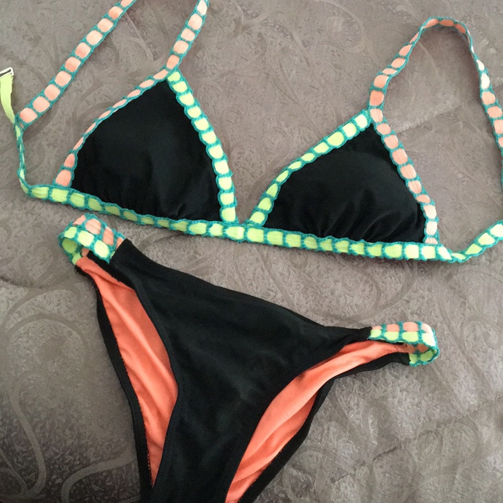 Bikini top & bottom